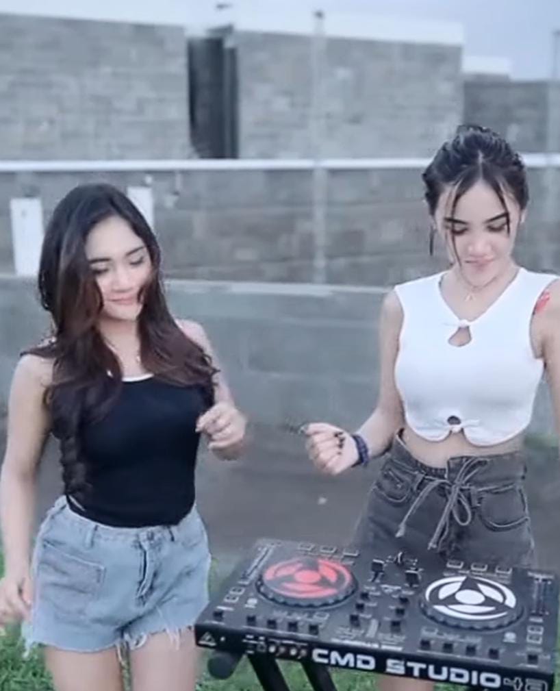 Lirik lagu Iclik Cinta Mala Agatha ft Icha Cellow