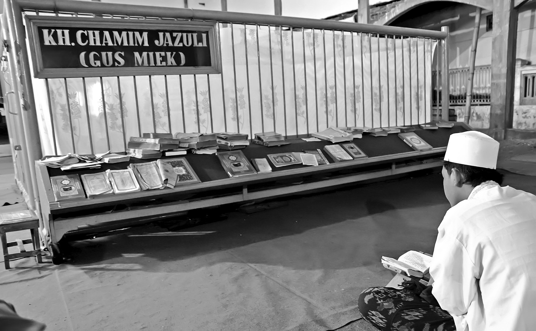Makam Gus Miek