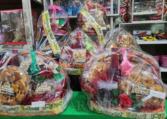 PROMO: Parcel untuk paket Lebaran yang disediakan Toko Roti Linn.