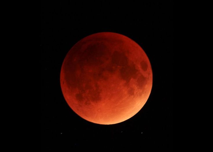 Gerhana Bulan Terjadi Bertepatan dengan Ramadan 2025, Ini Niat serta Tata Cara Salat&nbsp;Sunnahnya!