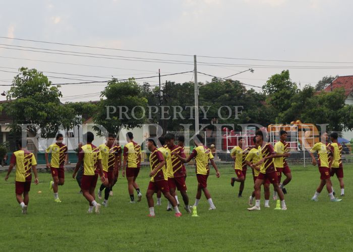 KERJA KERAS: Skuad Inter Kediri aktif menjalani latihan.