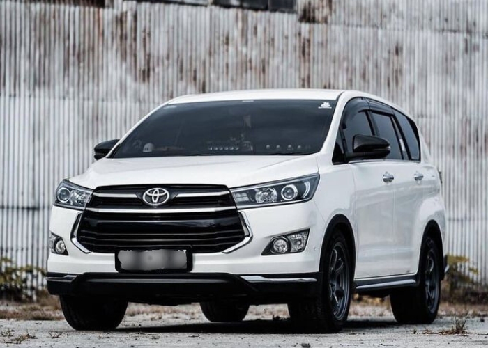 Toyota Innova tipe Q merupakan mobil langka.