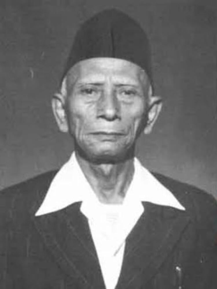 Foto KH. Wahab Chasbullah Pencetus Halal Bihalal era Presiden Soekarno (Wikipedia.com)