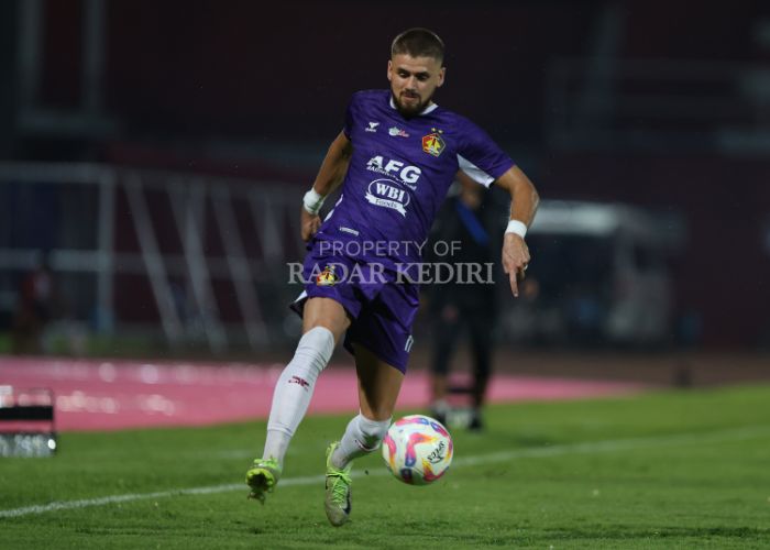 Gelandang Serang Persik Kediri Majed Osman.