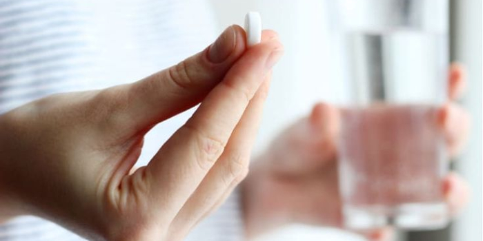 Minum Obat Dengan Air Putih
