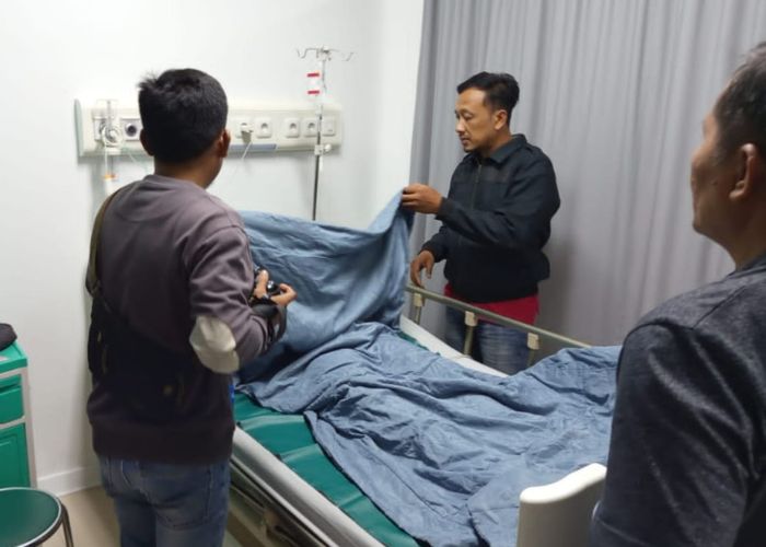 DUAAR: Korban ketika dirawat di RSKK Pare pada Senin (24/3).