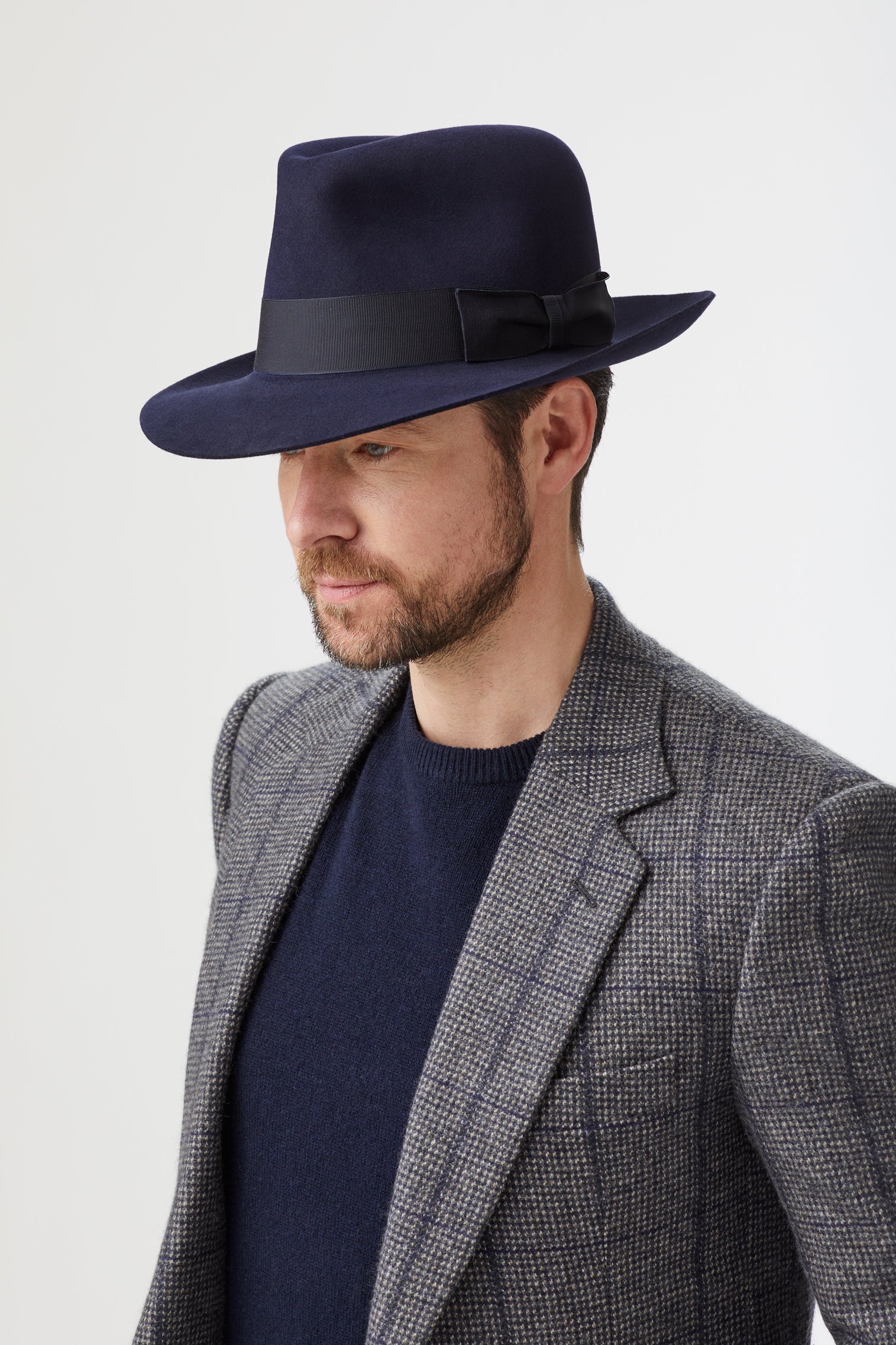 Rekomendasi Topi Pria untuk Gaya Kasual hingga Formal (lockhatters.com)