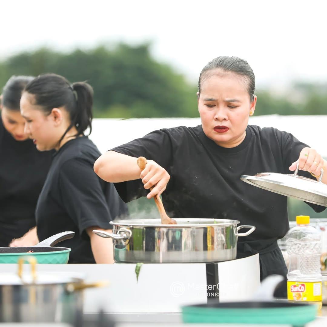 Wiji, Finalis MasterChef Season 12 dari Kediri berusaha kembali berkompetisi melalui black team (ig wiji.mci12)