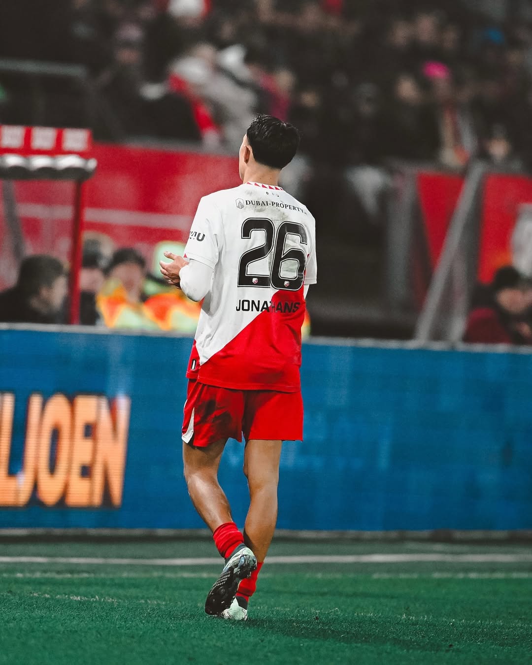 Pemian Fc Utrecht Miiiano Jonathans