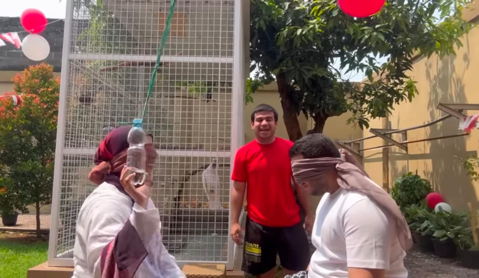 Ilustrasi bermain bersama keluarga