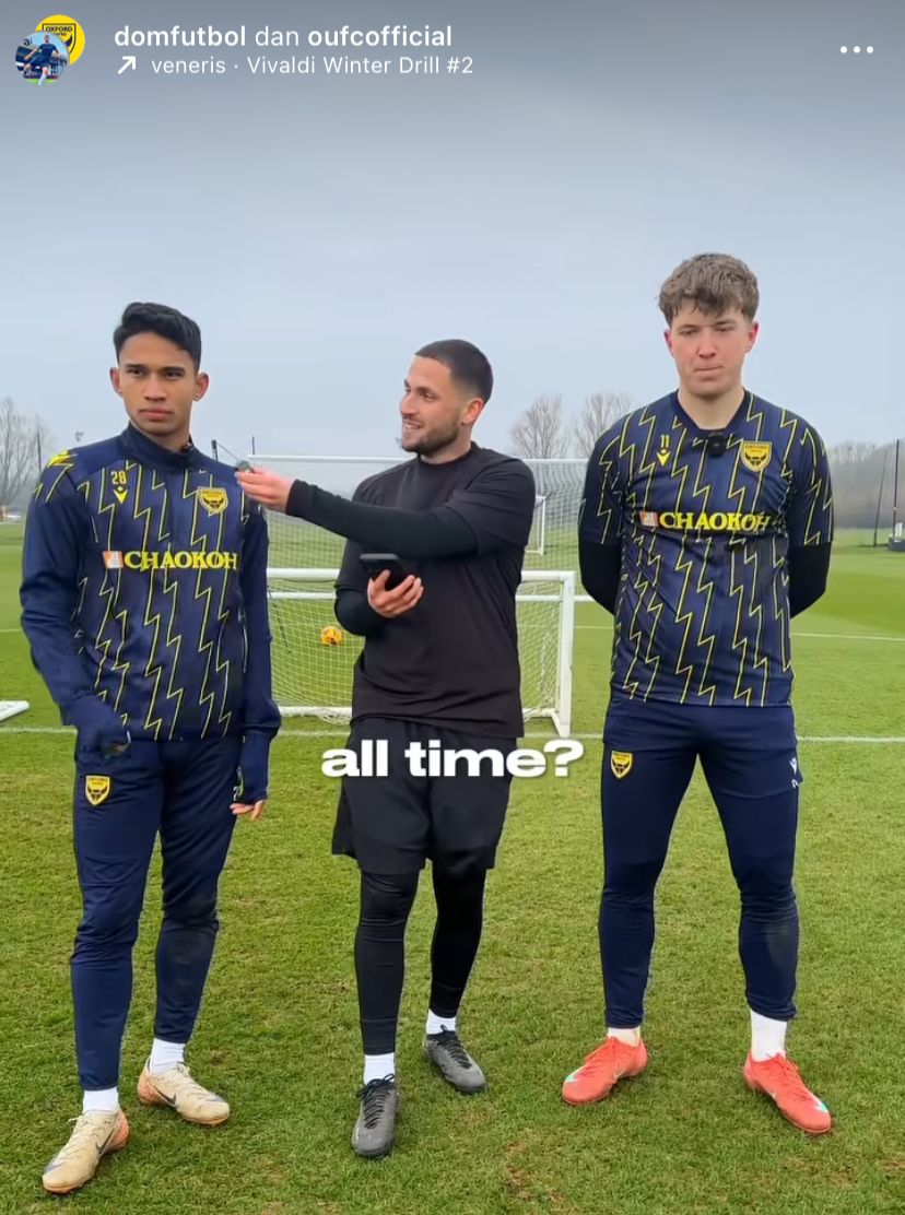 Marselino dan Ole Romeny saat diwawancara di Oxford United.