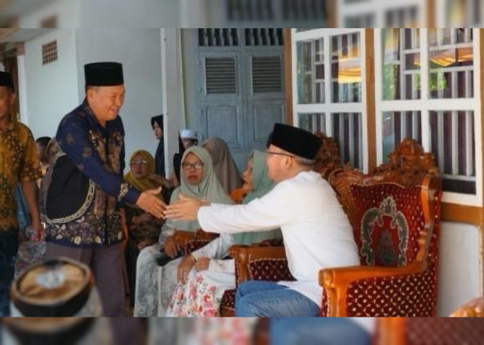 Silutarahmi antar keluarga saat Lebaran