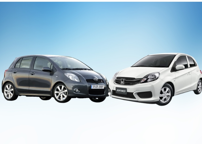 Perbandingan antara Honda Brio dan Toyota Yaris.