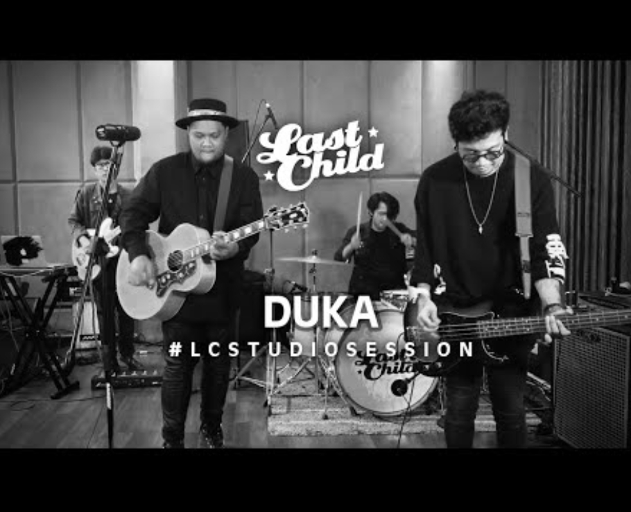 Video klip lagu Duka dari Last Child.