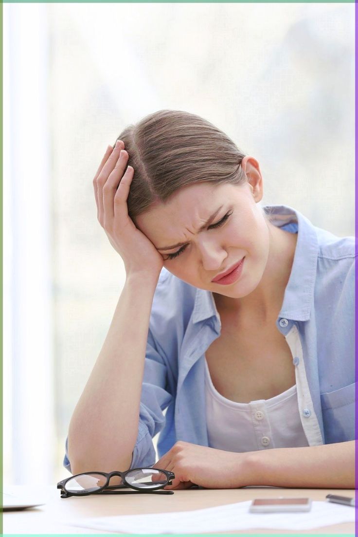 Ilustrasi orang pusing sebelah.