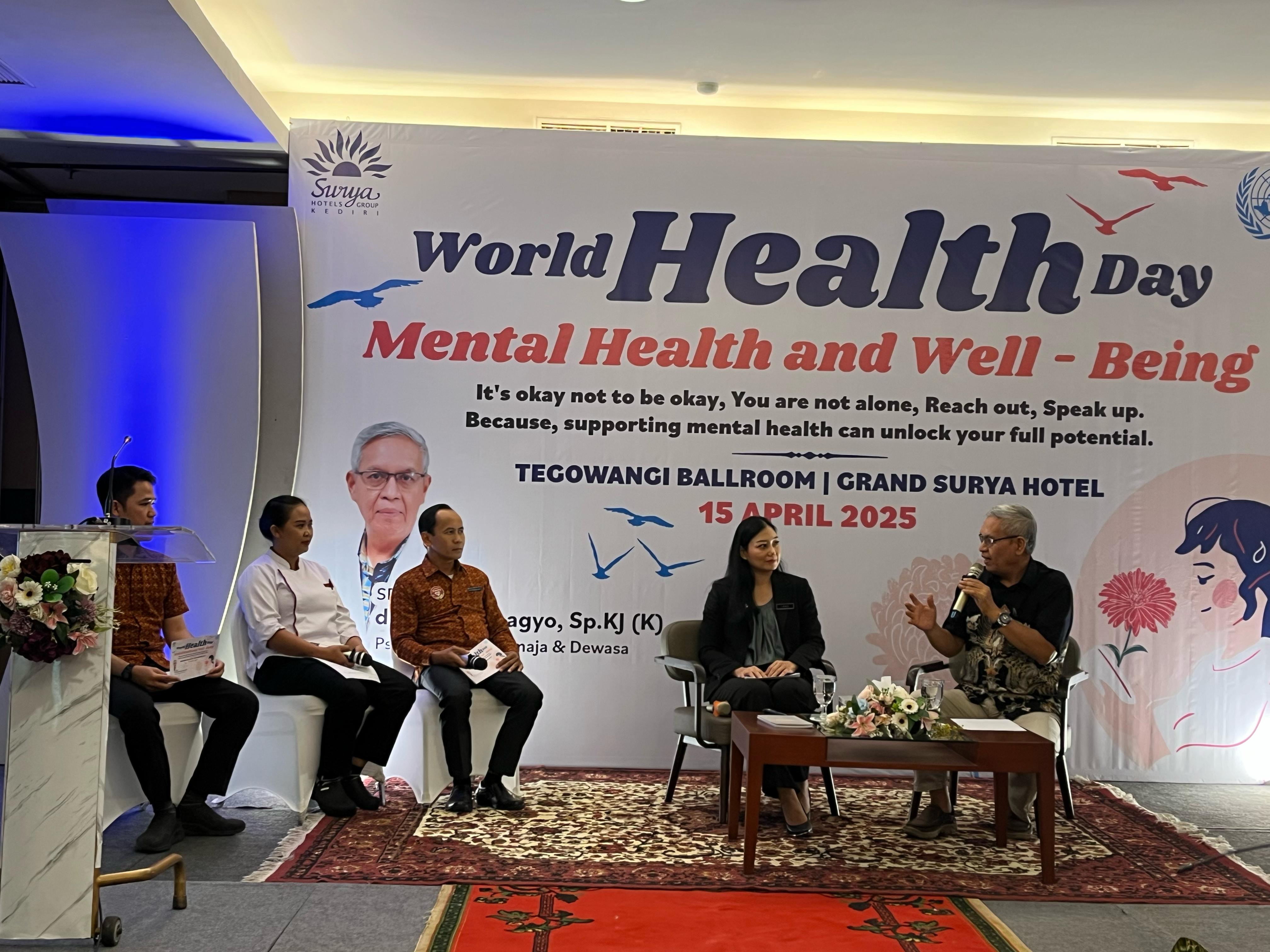 Seminar kesehatan mental yang digelar di Grand Surya Hotel Kediri.