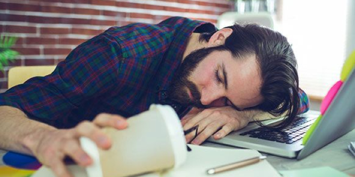 Tidur Saat Bekerja