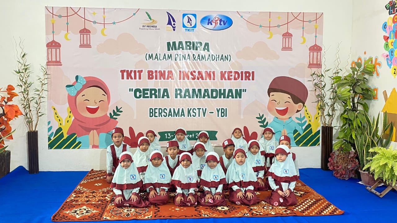 Siswa TKIT Bina Insani Kediri saat mengikut MABIRA.