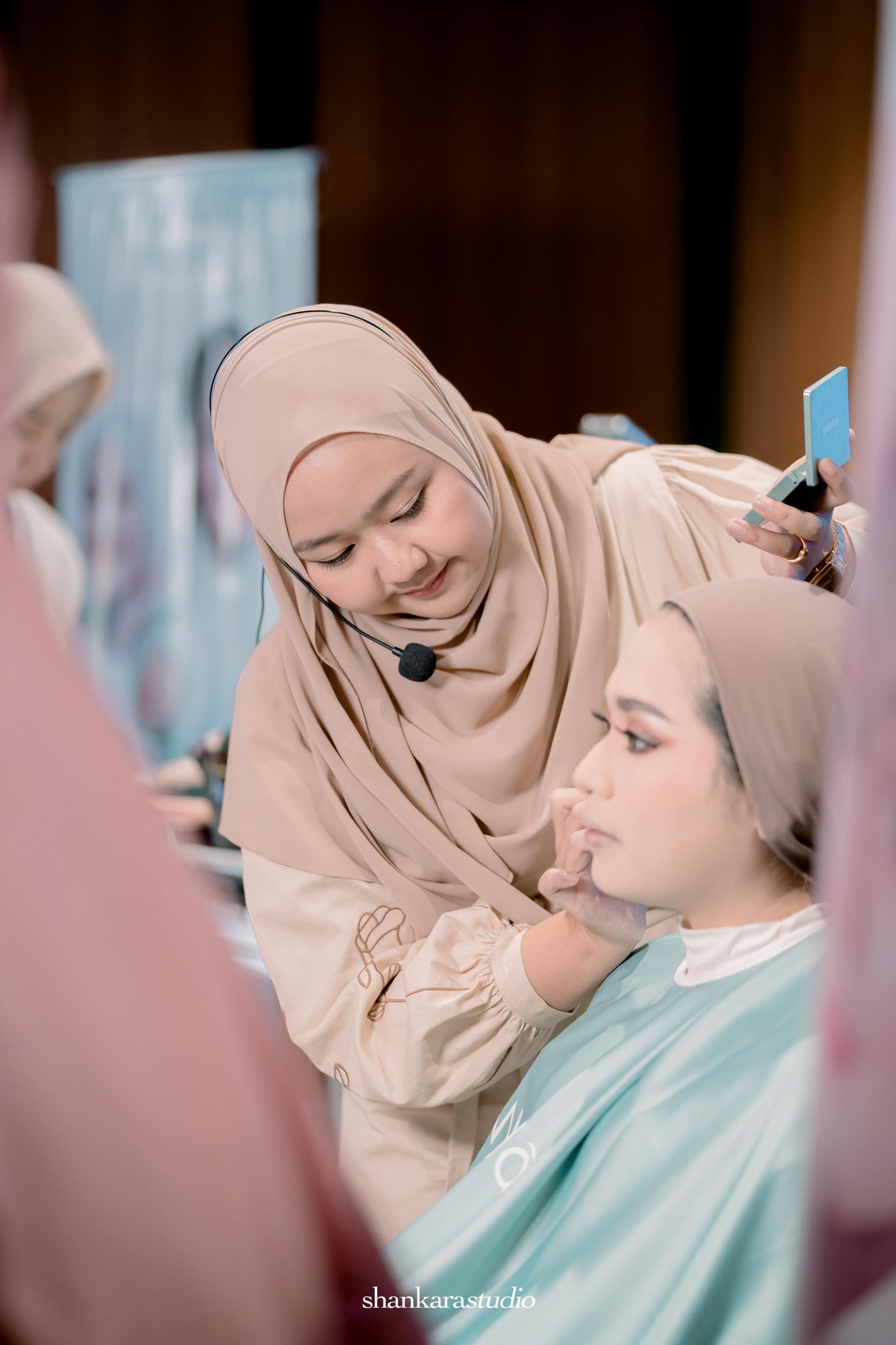 Thailand Look jadi tren make up di Indonesia.