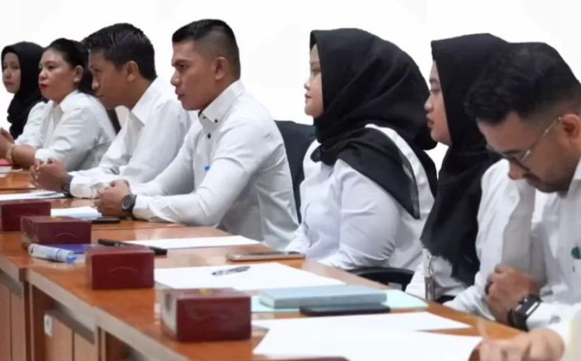 ASN Ketika Menunggu Arahan