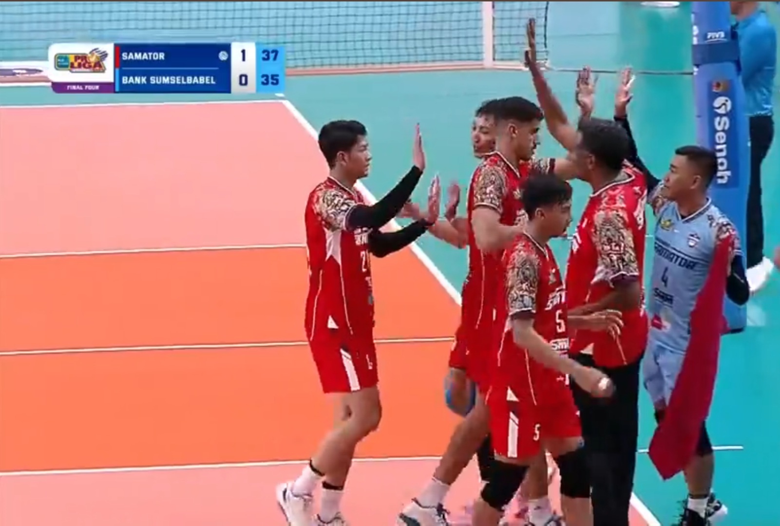 Tangkapan layar Surabaya Samator vs Palembang Bank SumselBabel.