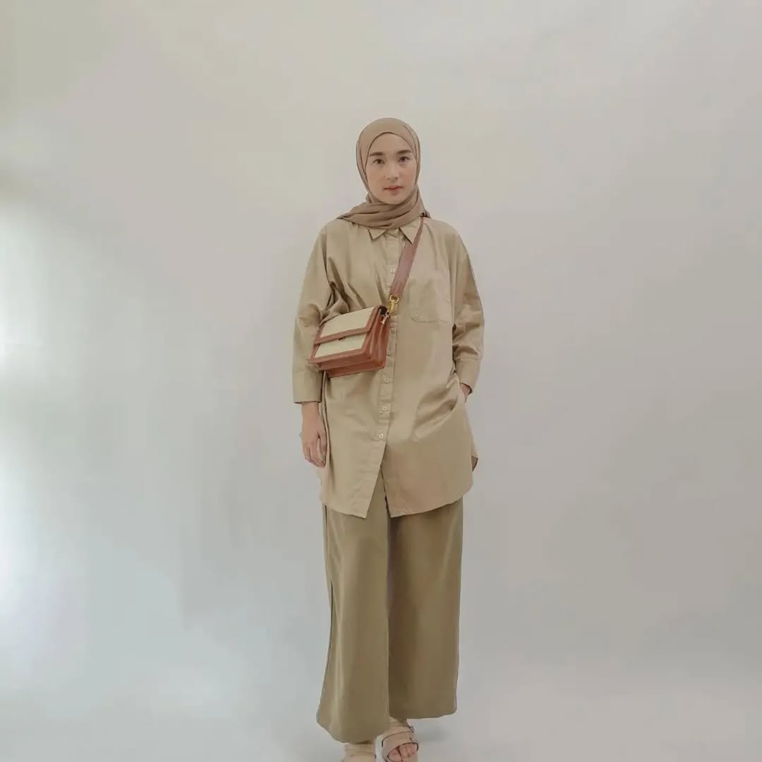 Inspirasi outfit sederhana dengan sentuhan warna bumi yang dominan dengan warna coklat (@denisarani0
