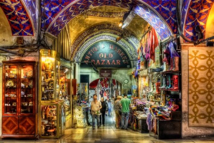 Lorong di Grand Bazar Turki (flickr)