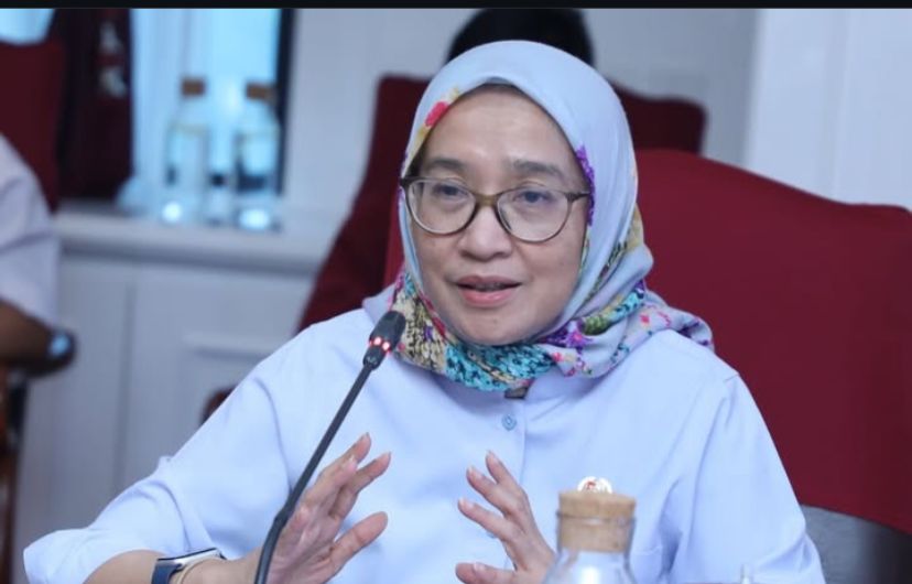 Menpan RB Rini Widyantini tetapkan skema PPPK Paruh Waktu.