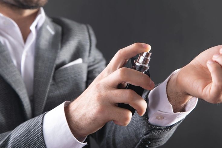 Ingin Bau Parfum Tahan Lama? Inilah Beberapa Titik Semprot Parfum pada Tubuh agar Wanginya Awet