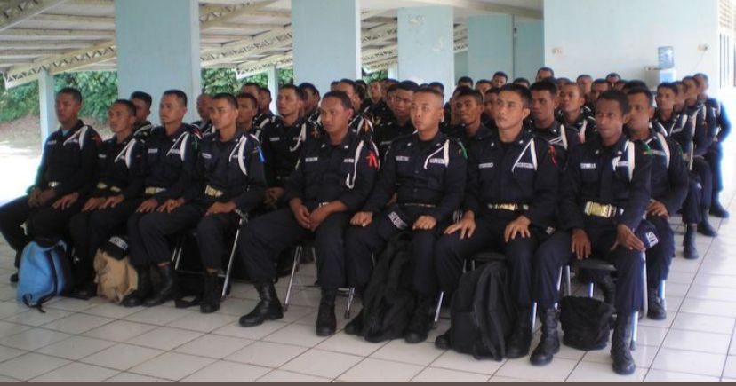 Honorer satpam mendapat kenaikan gaji yang disahkan Menkeu Sri Mulyani.