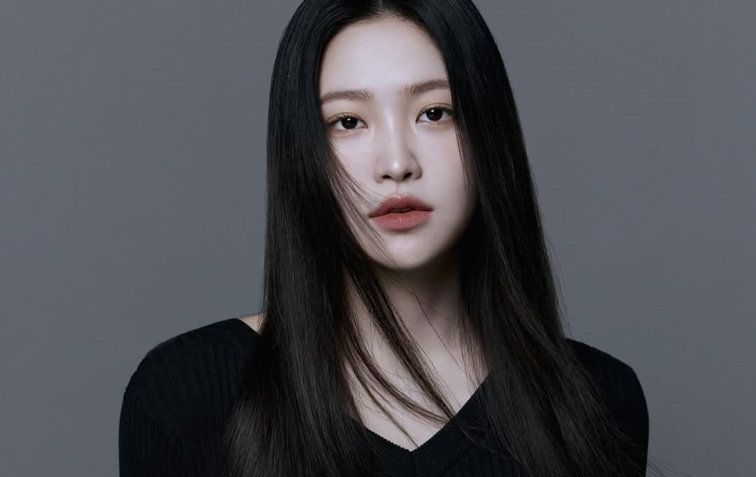 Foto profil terbaru Yeri setelah bergabung dengan Blitzway Entertainment.