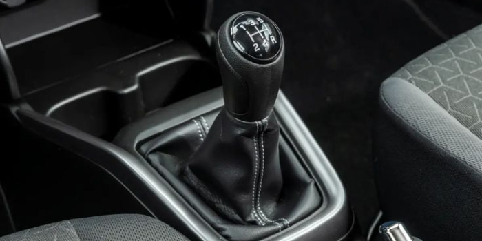 Transmisi Mobil Manul
