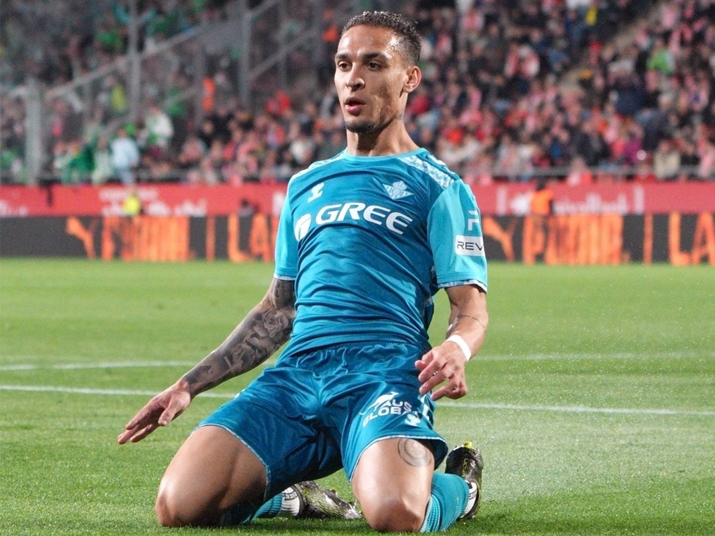 Antony bersinar saat bermain dengan Real Betis.