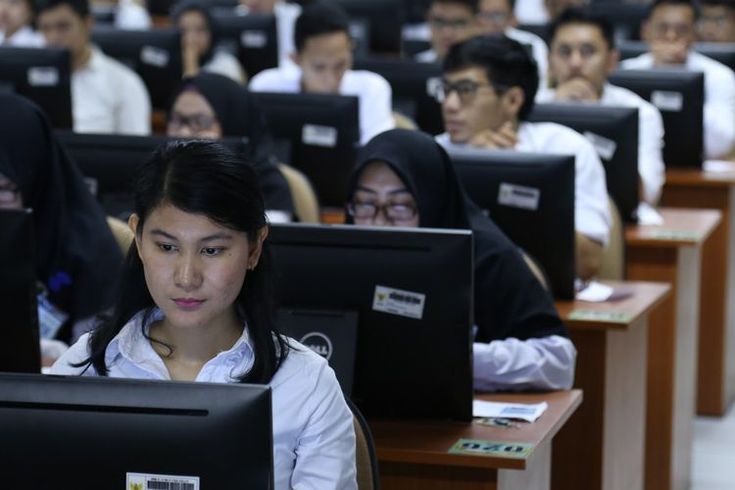 gambaran para peserta PPPK sedang tes.
