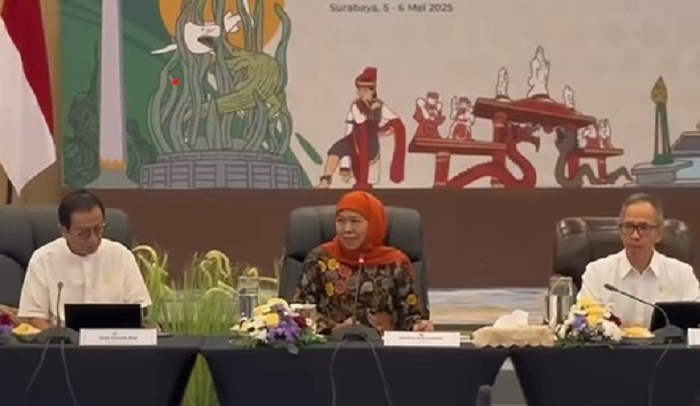 Akhirnya! Batas Usia Dalam Rekrutmen Kerja di Wilayah Jawa Timur akan Dihapuskan, Ini Penjelasan Gubernur Khofifah