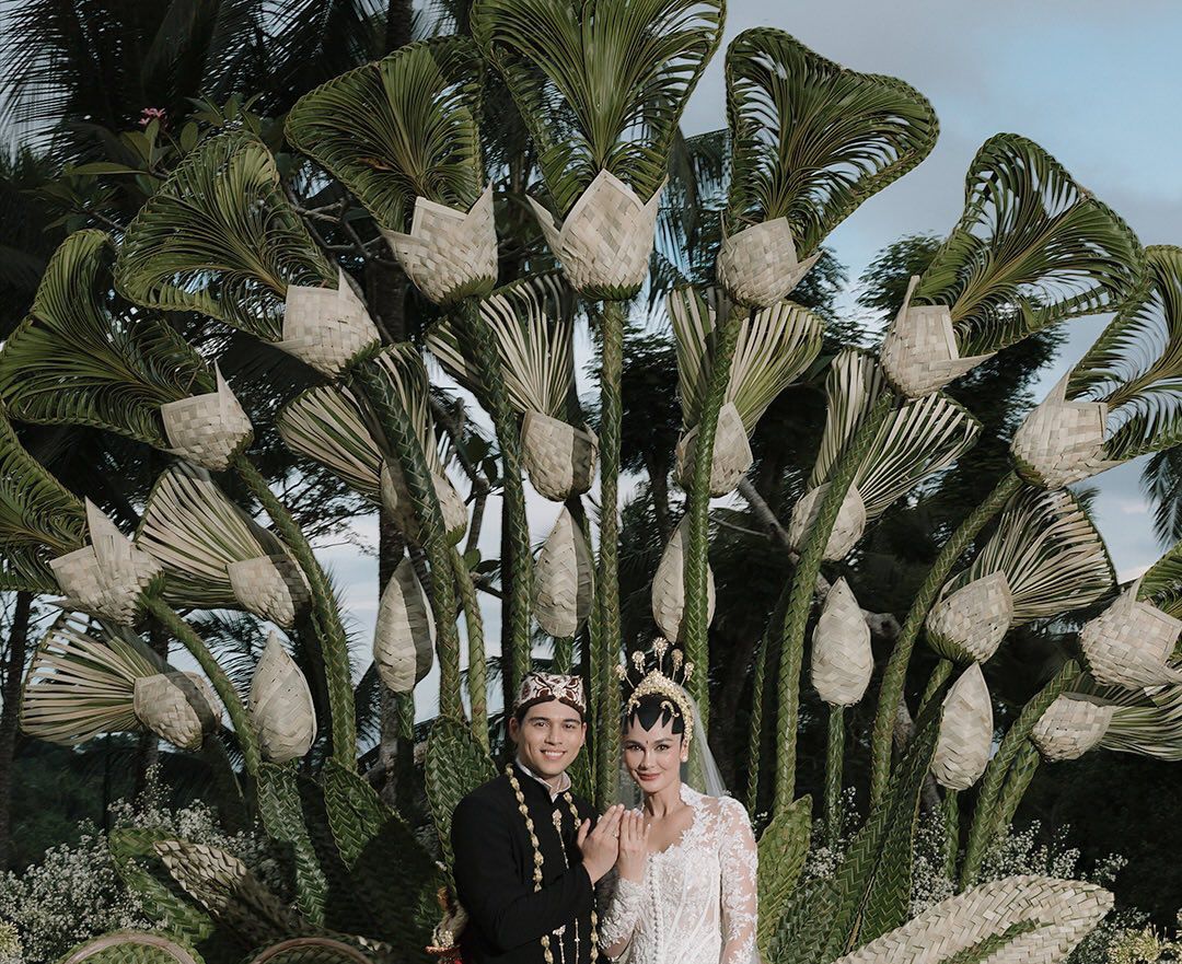 Pernikahan Luna Maya dan Maxime Bouttier.