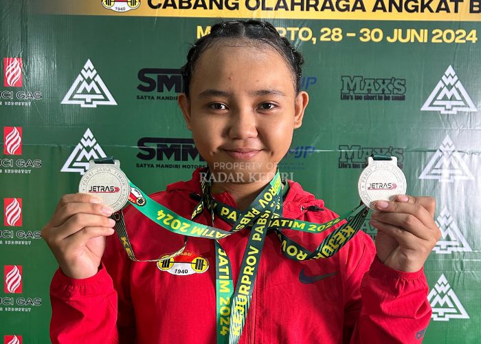 Qisthi Trisa Nur Vania, Atlet Angkat Besi Termuda Kota Kediri di Porprov 2025.