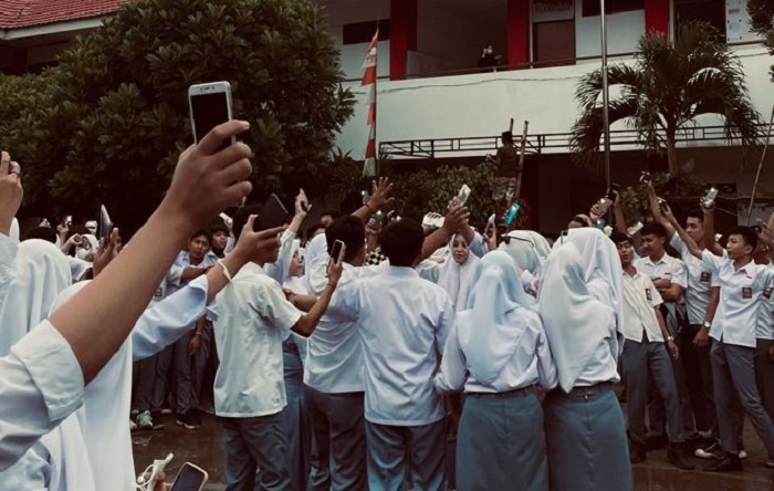 Gak Kerasa Udah Selesai Ya Ini 7 Momen Tak Terlupakan Saat di Bangku SMA yang Bakalan Bikin Kangen