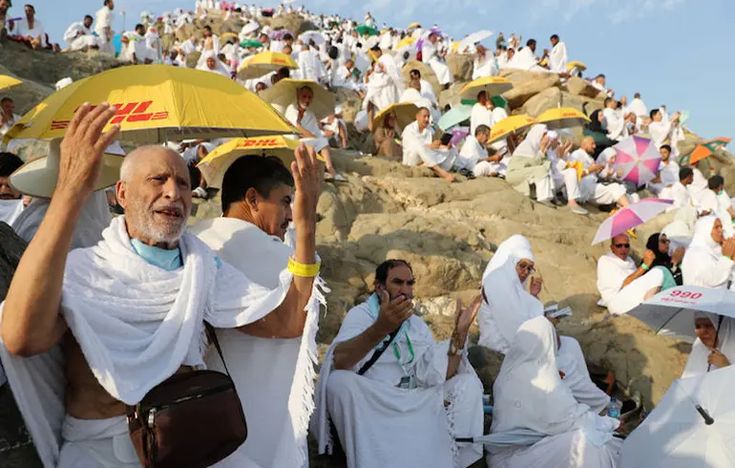 Cuaca panas melanda lokasi pelaksanaan ibadah haji di Arab Saudi.