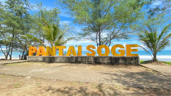Pantai Soge, Surga Tersembunyi di Pacitan .