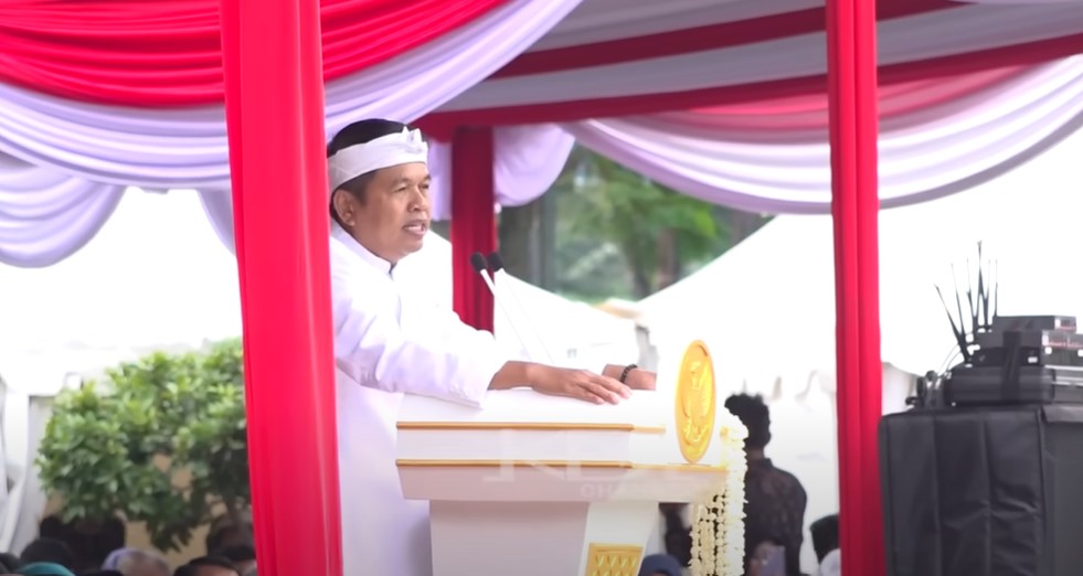 Tak Ada Keluarga Menjemput, Dedi Mulyadi Siap Biayai Pendidikan Anak Yatim Piatu Gapura&nbsp;Panca&nbsp;Walya