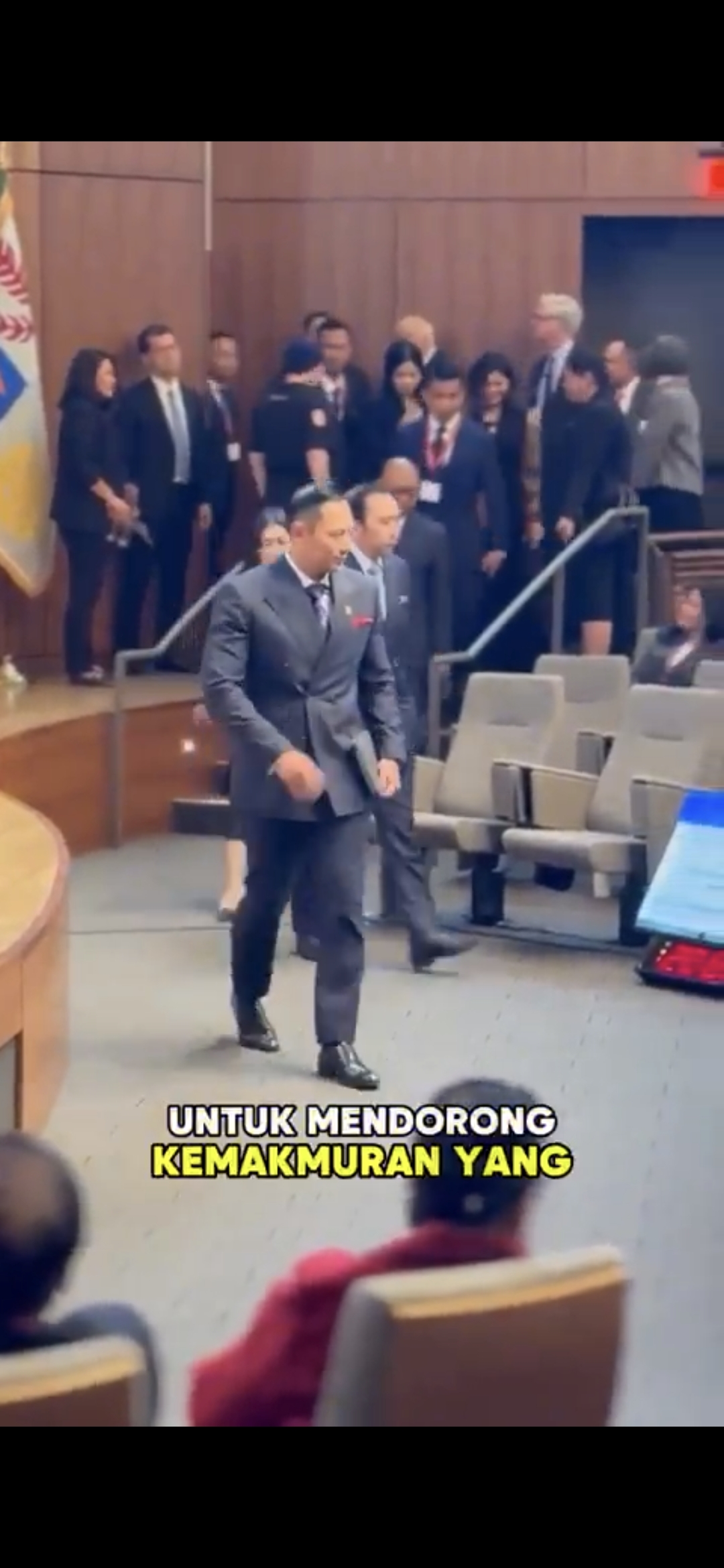 AHY Menyampaikan Pidato di Stanford University