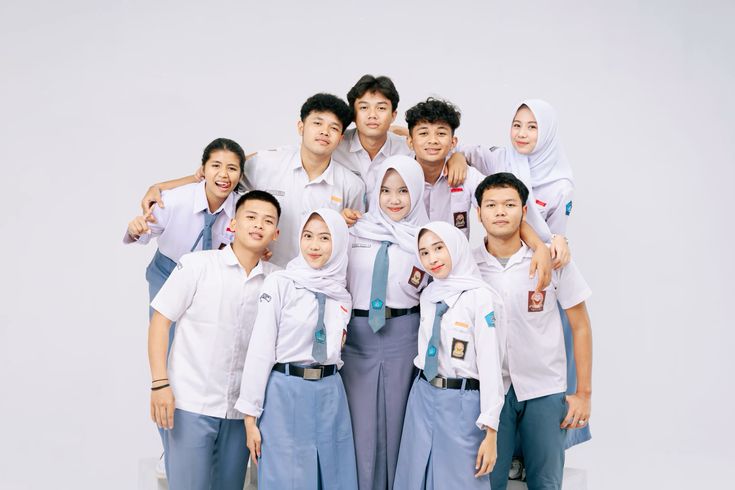 Potret siswa-siswi SMA atau SMK.