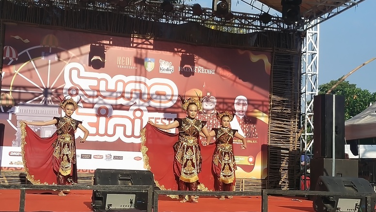 Kirana Dance Company