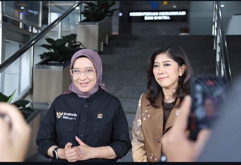 Menpan RB Rini Widyantini