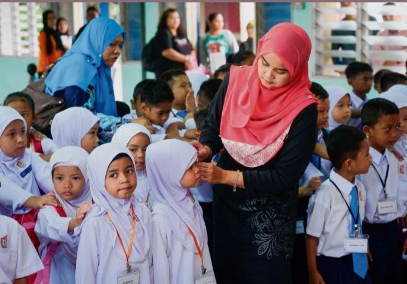Guru PPPK pun mendapat peluang besar untuk mengikuti seleksi kepala sekolah, bahkan tanpa syarat kenaikan pangkat.