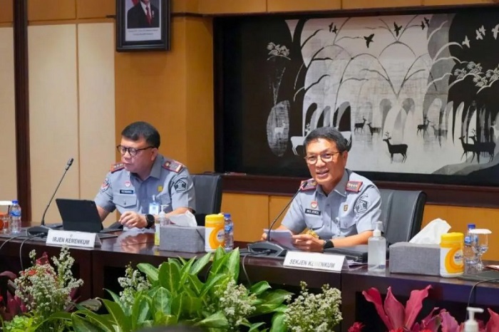 Sekretaris Jenderal Kemenkum, Nico Afinta.