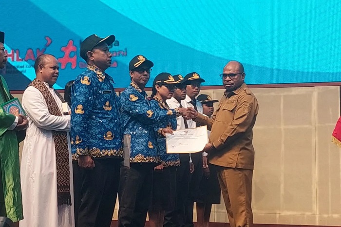 Buntut ditiadakannya CPNS 2025, Pemkot Sorong angkat tenaga honorer jadi ASN tahun ini.