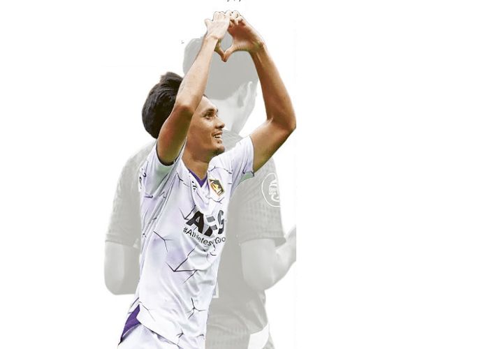 RUMOR: Hamra Hehanussa Bakal mengenakan seragam Persik Kediri.