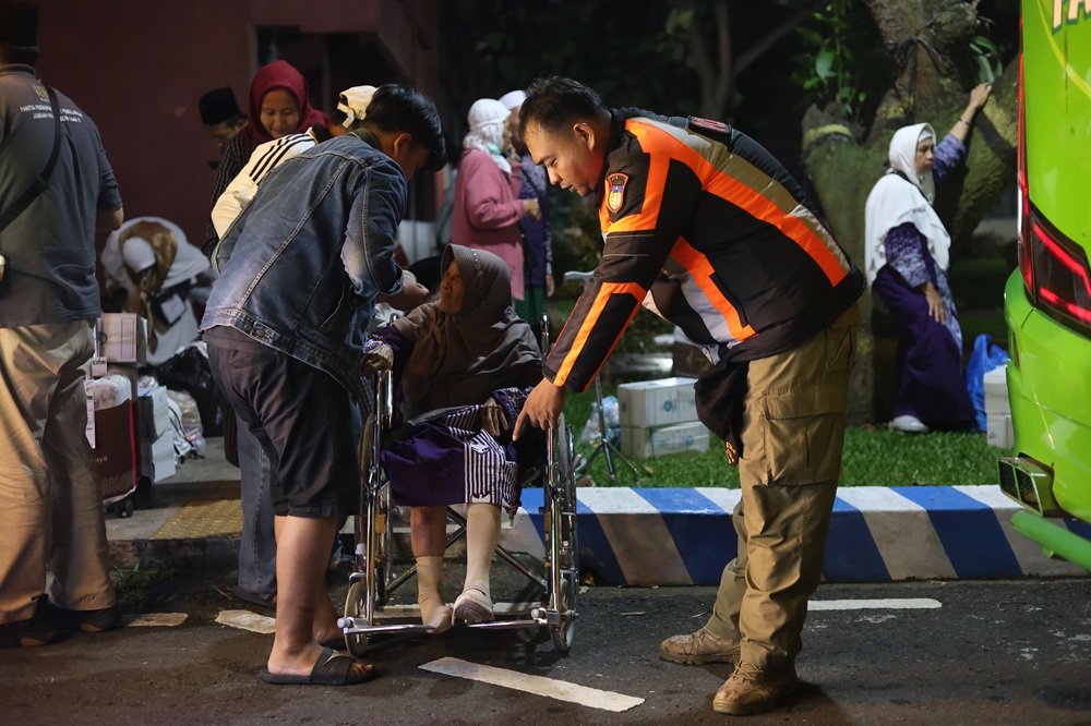Suasana penjemputan jemaah haji kabupaten kediri.